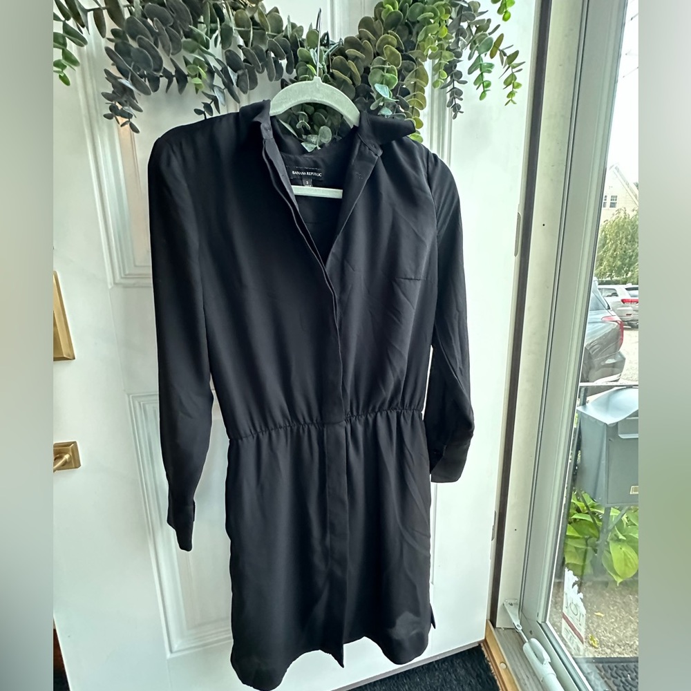 Banana Republic button up blouse dress